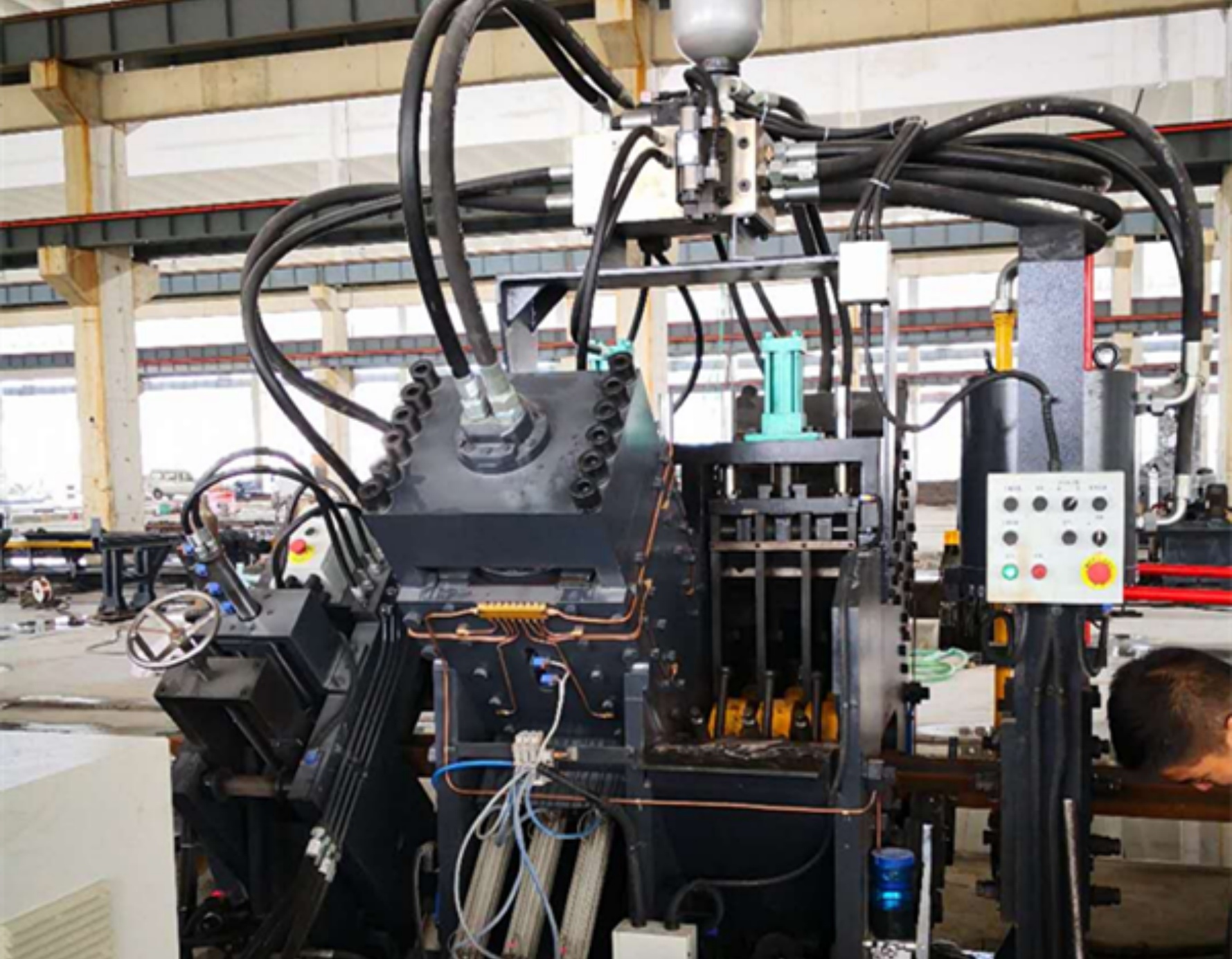 高速角钢线34.jpg 高速角钢线34.jpg